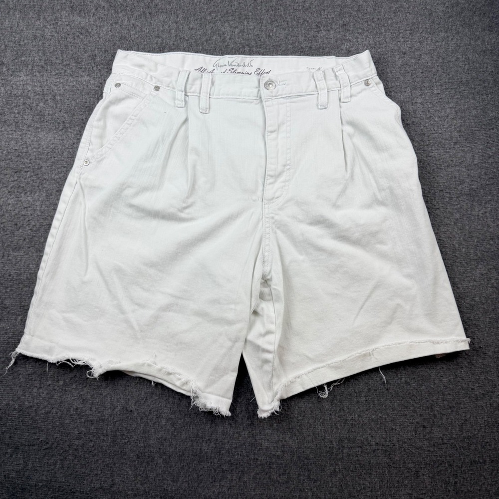 Gloria Vanderbilt Bermuda Shorts Women's 10 White Slimming Effect Pleated Frayed